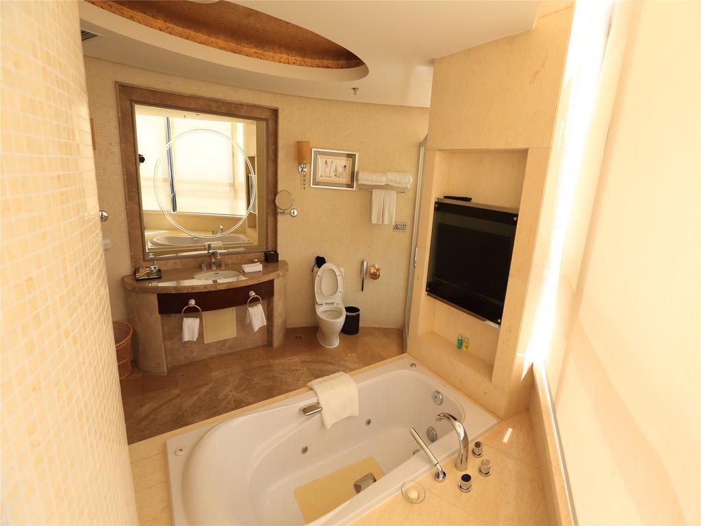 Golden Mountain International Hotel Laiyang Εξωτερικό φωτογραφία